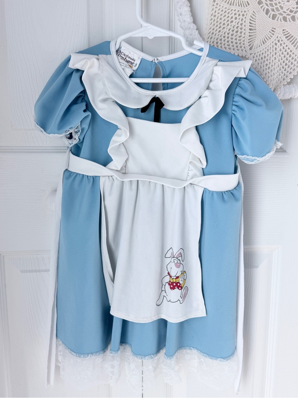 Alice in wonderland Costume size 4-6